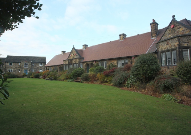 Macks-Almshouses