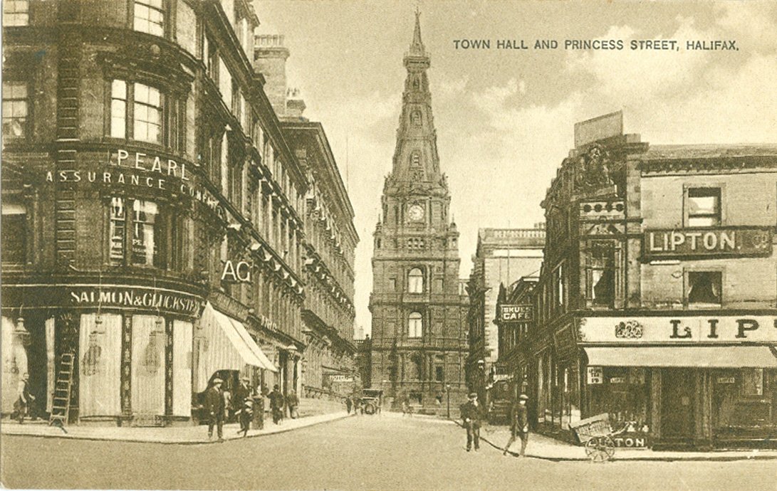 Postcard-TownHall-PrincessSt